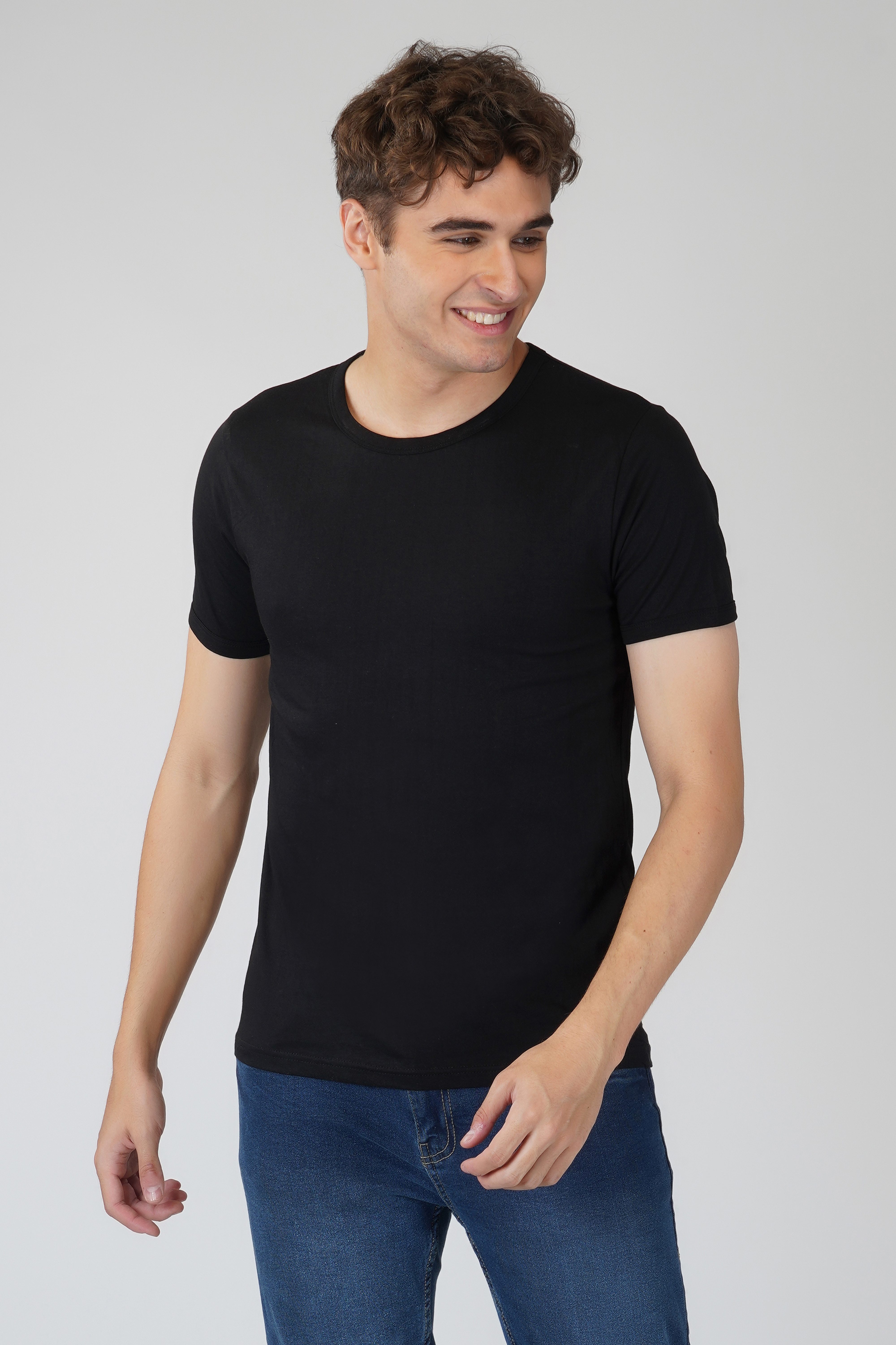 Men's Round neck T- shirt BLACK Main Image